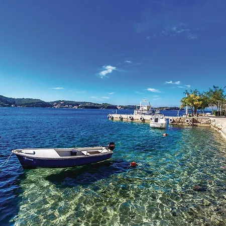 Apartment In Rab With Wifi