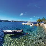 Appartement In Rab With Wifi