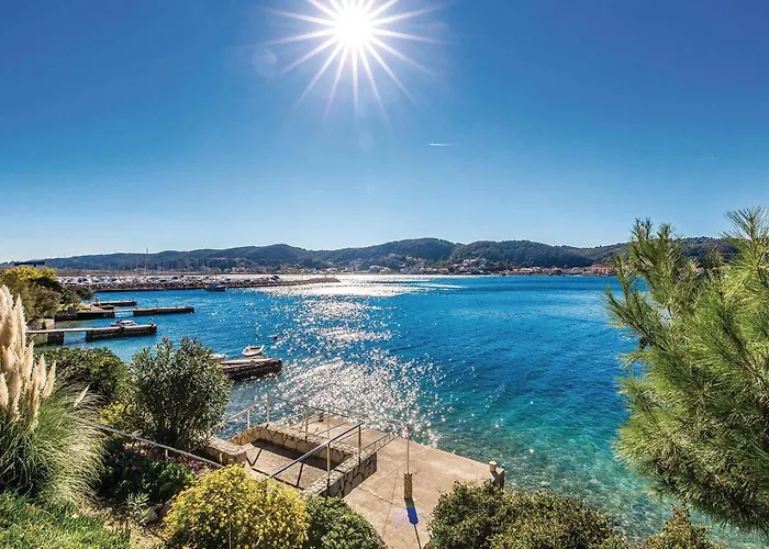 2 Bedroom Beautiful In Rab Apartment Rab Town